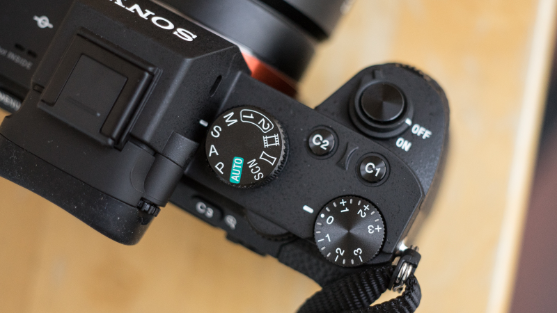 Illustration for article titled Sony A7 Mark II Hands-On: Here's What 5-Axis Stabilization Can Do